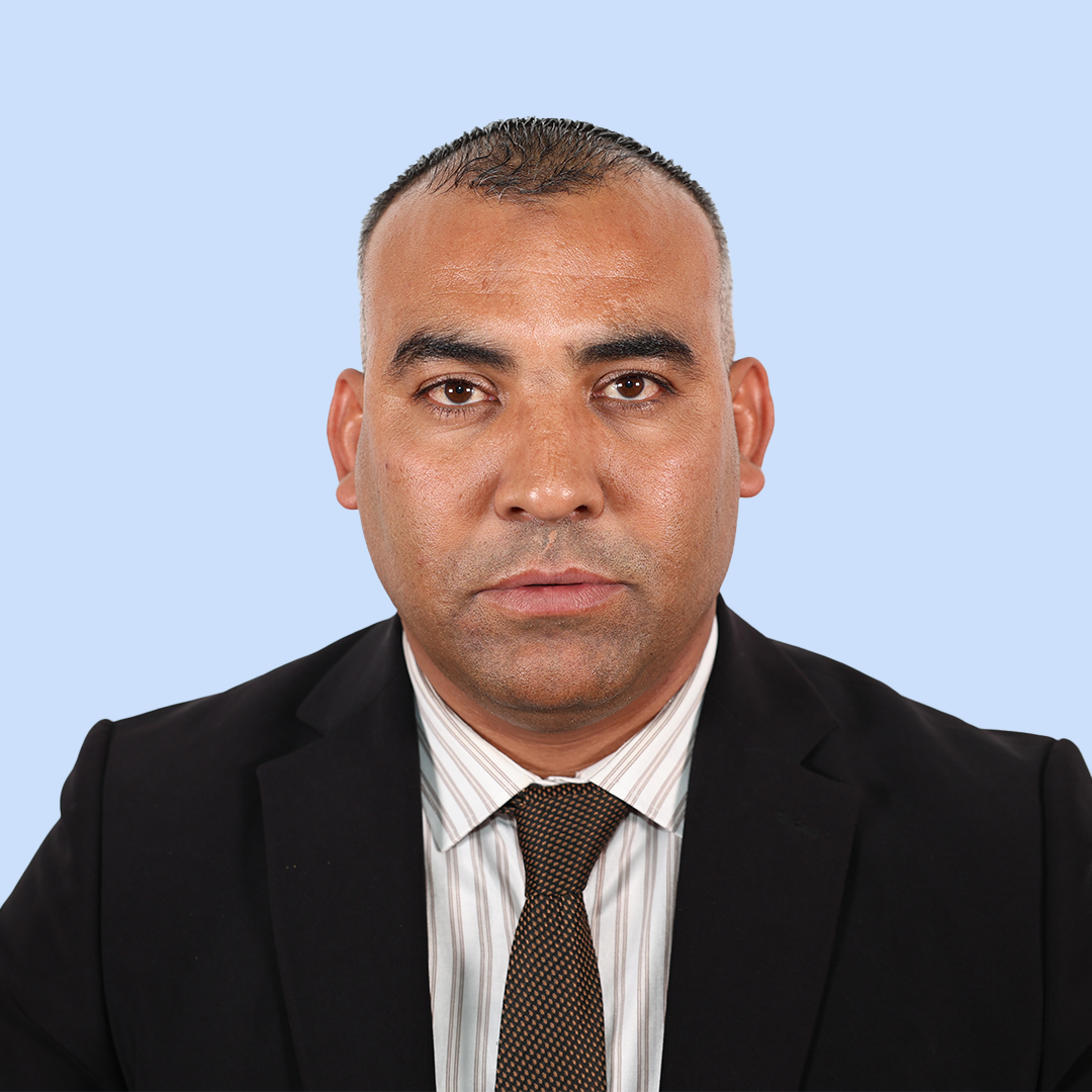 عناية  عادل