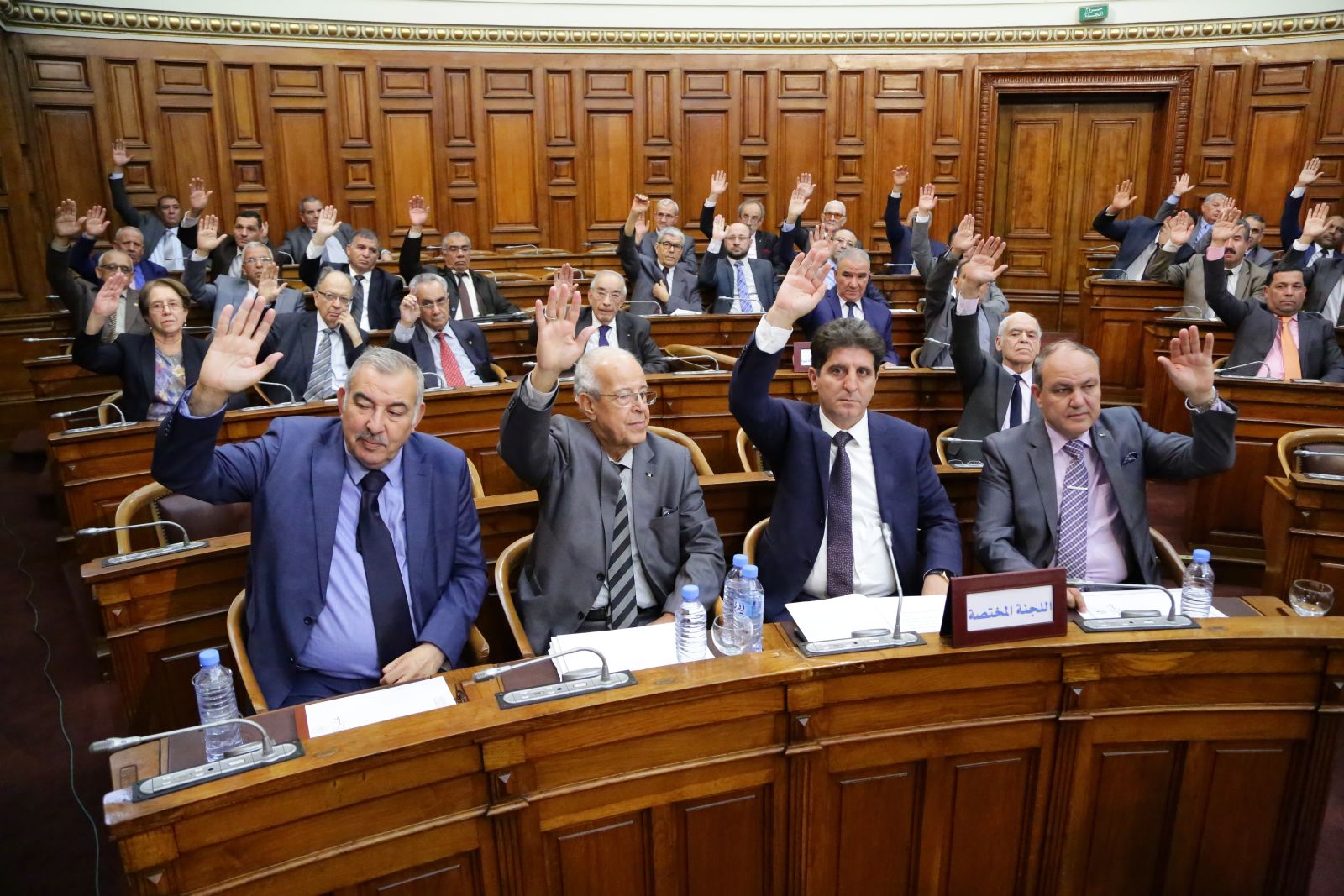 أعضاء مجلس الأمة يُصادقون على مشروع القانون المتضمِّن قانون المالية لسنة 2019