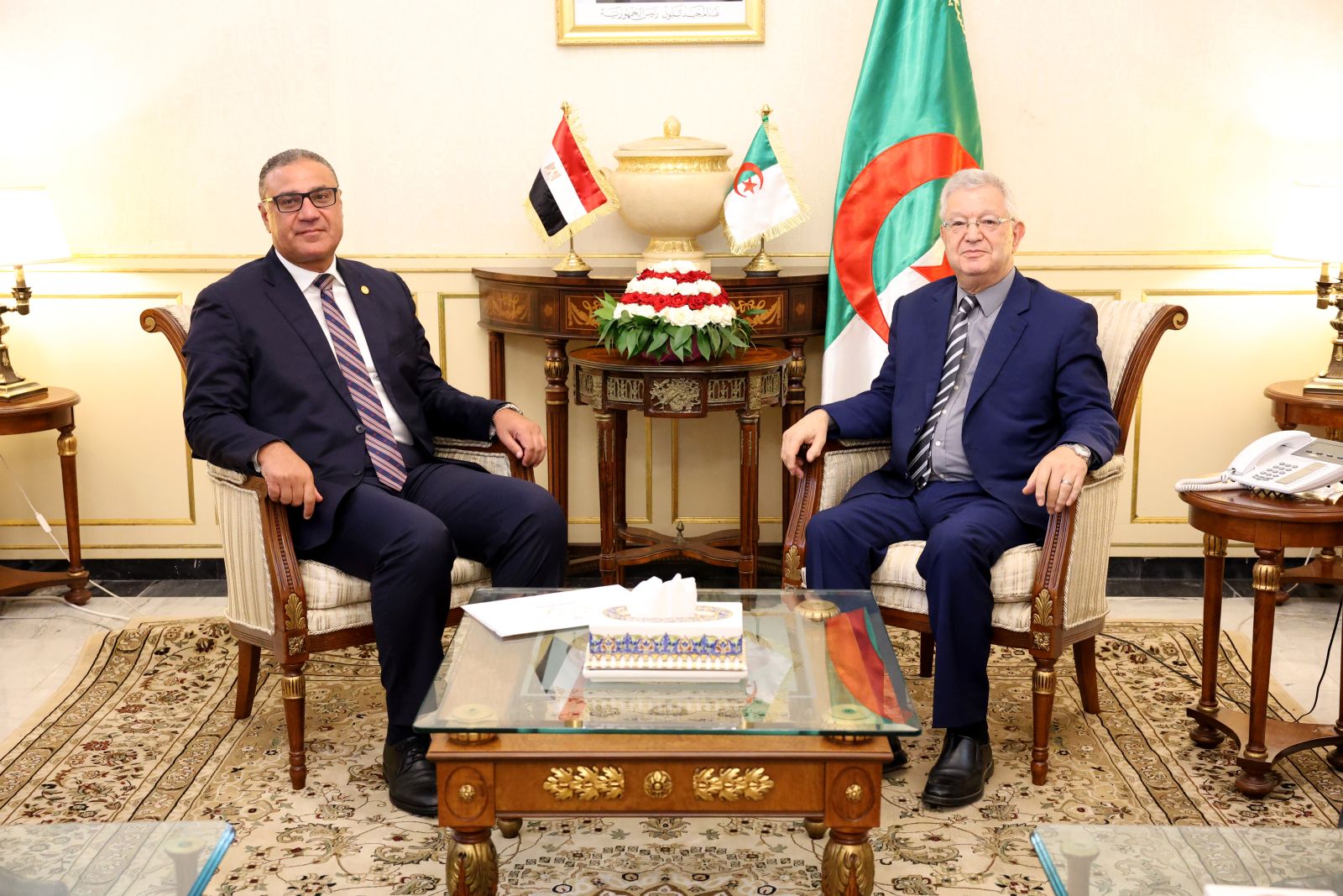 السيد عزوز ناصري، رئيس مجلس الأمة، يستقبل  سعادة السيد مختار جميل توفيق وريدة، سفير جمهورية مصر العربية     لدى الجزائر