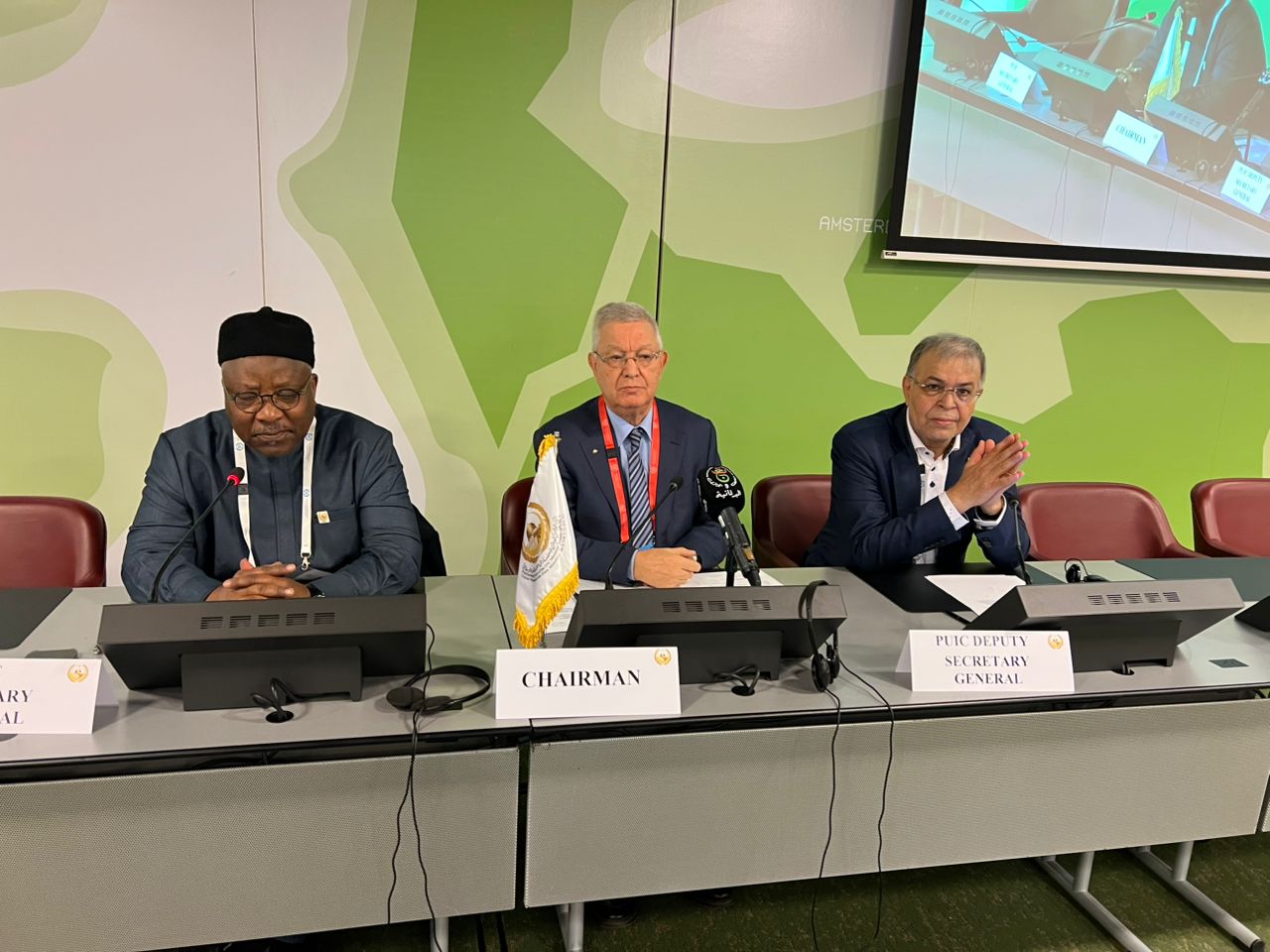 رئيس مجلس الأمة، عزوز ناصري، يترأس اجتماعًا تشاوريًا لبرلمانات الدول الإسلامية الأعضاء في اتحاد مجالس منظمة التعاون الإسلامي