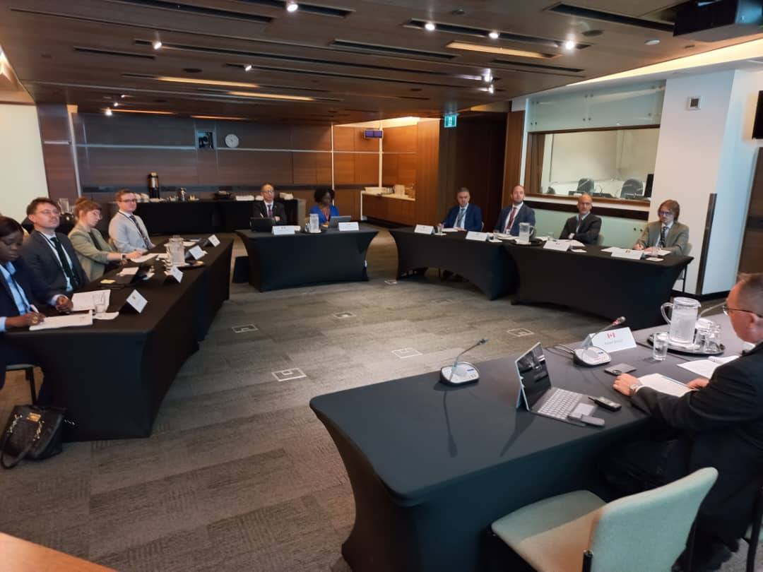 مجلس الأمة يشارك في برنامج دراسي خاص بالموظفين السامين البرلمانيين