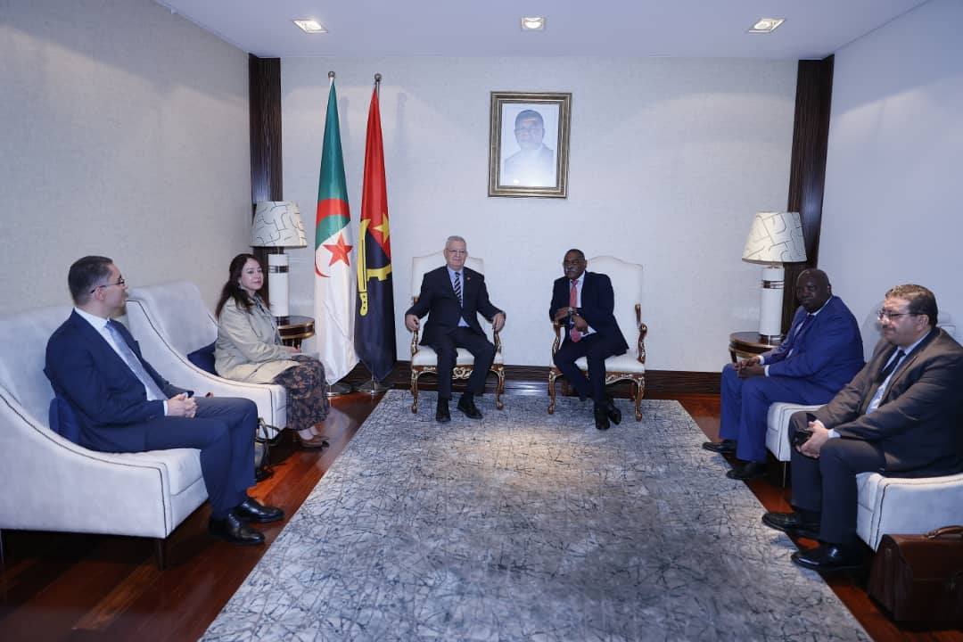 رئيس مجلس الأمة، يحل بالعاصمة الأنغولية، لواندا، للمشاركة بصفته ممثلا للسيد رئيس الجمهورية، في فعاليات القمة الثالثة (3) لتمويل المنشآت من أجل التنمية في إفريقيا