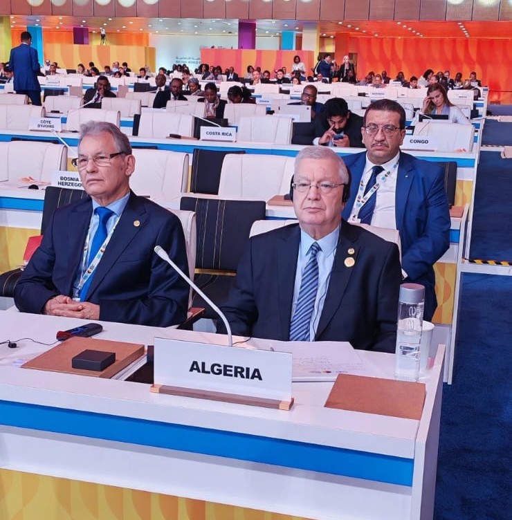 رئيس مجلس الأمة  يشارك بصفته ممثلا لرئيس الجمهورية  في أشغال الجلسة الختامية للقمة العالمية الثانية للتنمية الاجتماعية التي احتضنتها العاصمة القطرية الدوحة.