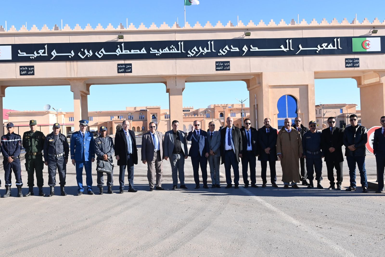 بعثة لجنة التجهيز والتنمية المحلية بمجلس الأمة تقف على جاهزية المشاريع الاستراتيجية بولاية تندوف