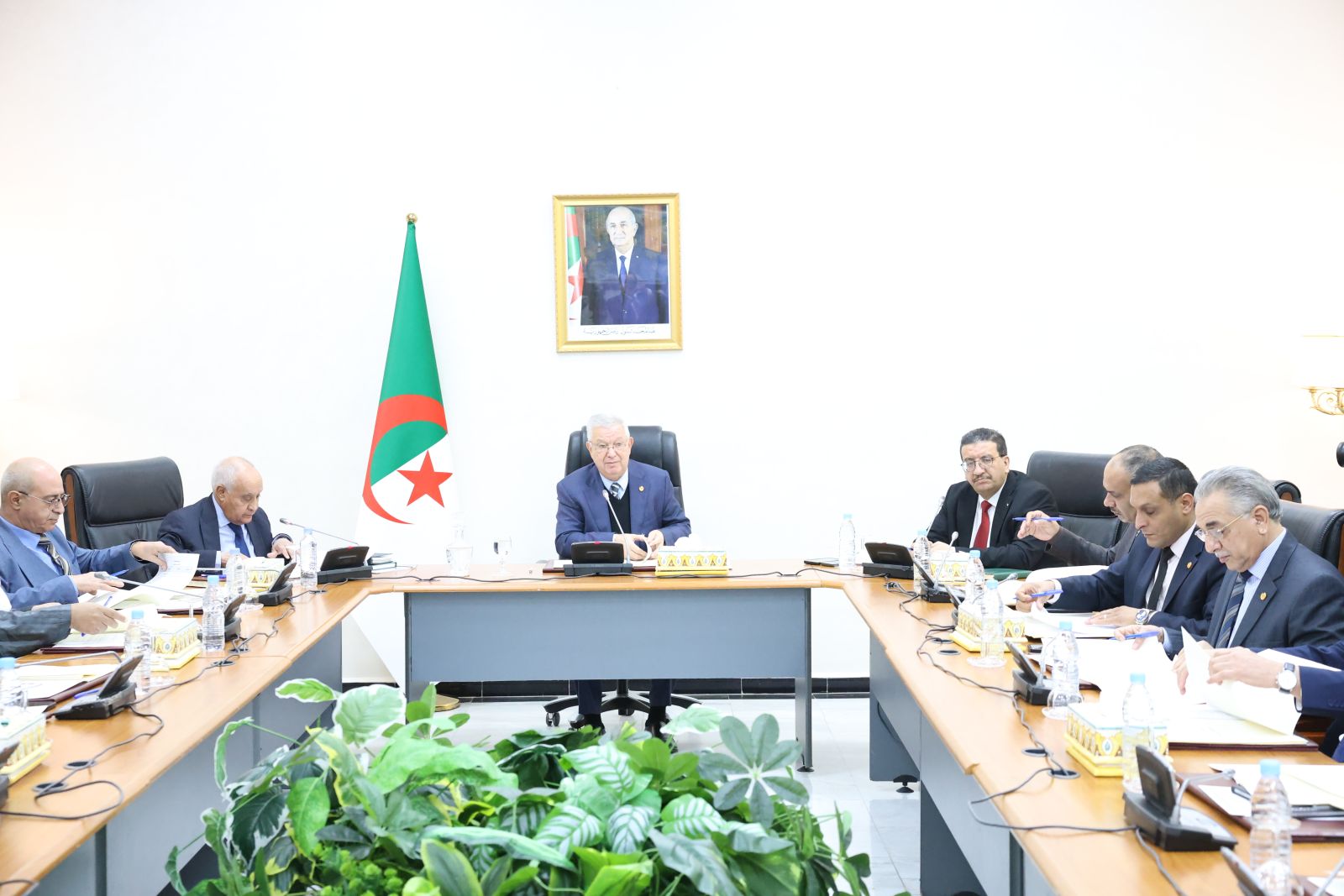 اجتماع مكتب مجلس الأمة، الموسّع  لرؤساء المجموعات البرلمانية والمراقب البرلماني